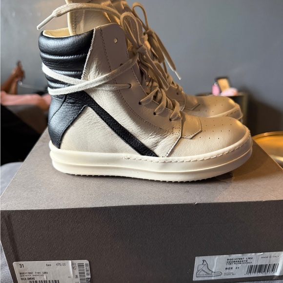 Rick Owens Cream Kids Sneakers - Picture 2 of 5